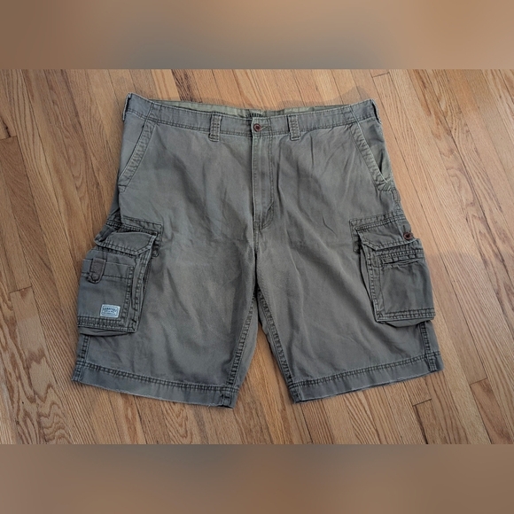 Signature by Levi Strauss Men's Cargo Shorts - Olive - Picture 1 of 4